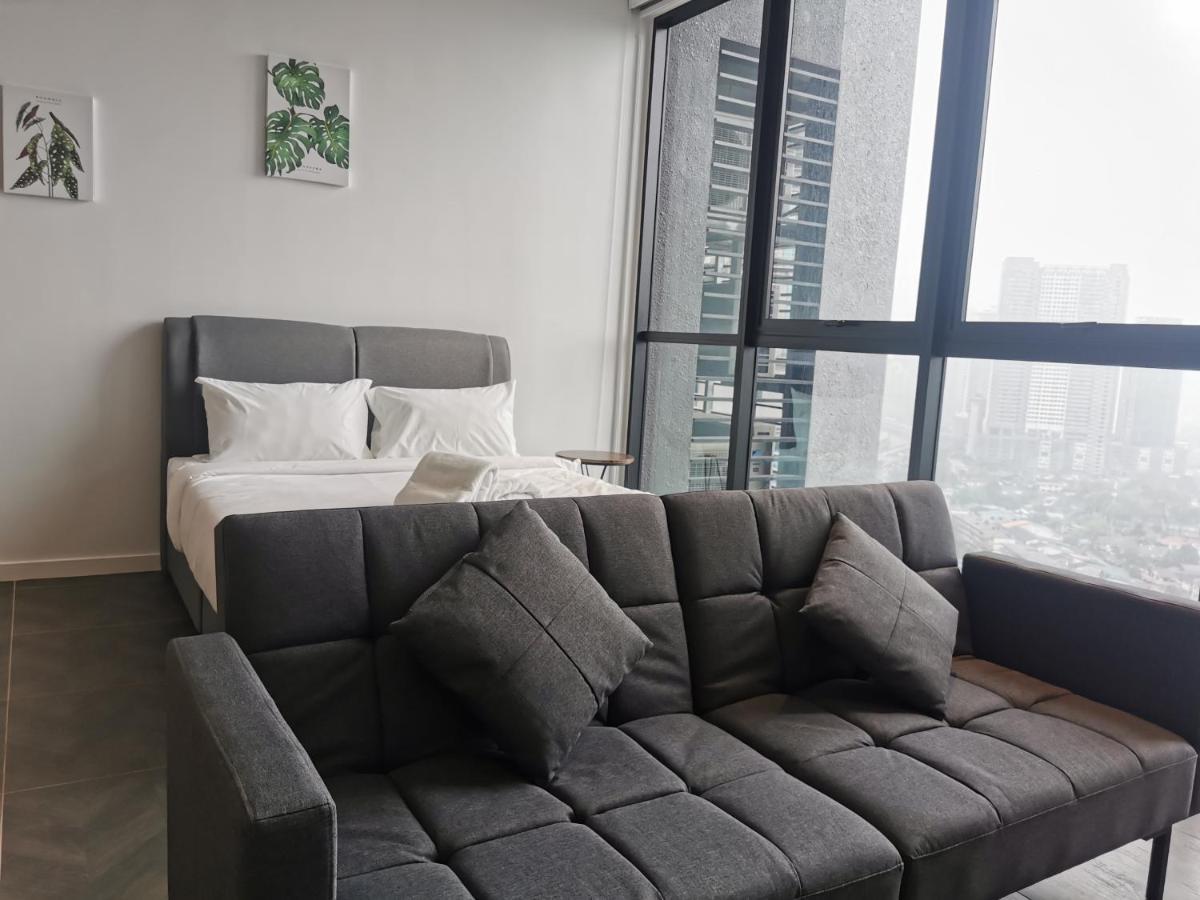 Scarletz Suites Klcc By De Harlequins Guesthouse 쿠알라룸푸르 외부 사진