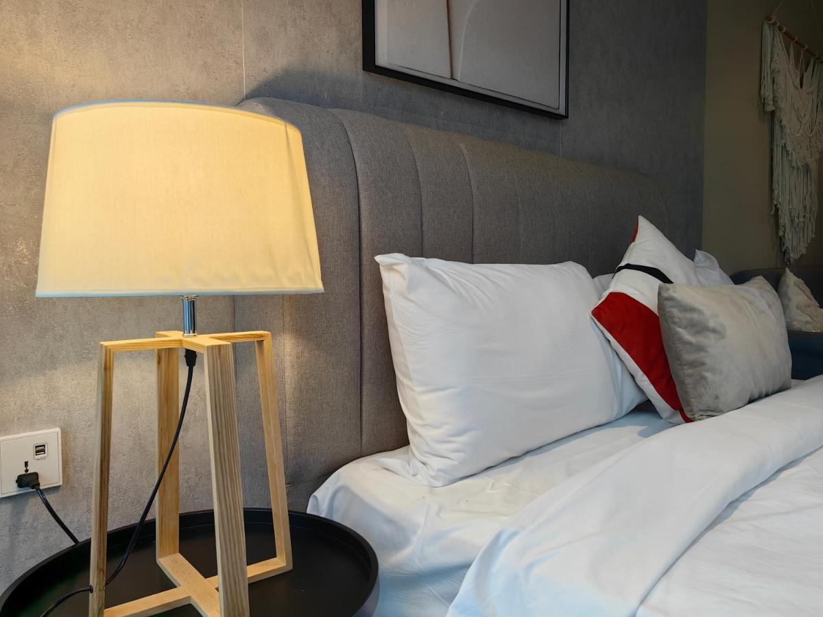 Scarletz Suites Klcc By De Harlequins Guesthouse 쿠알라룸푸르 외부 사진