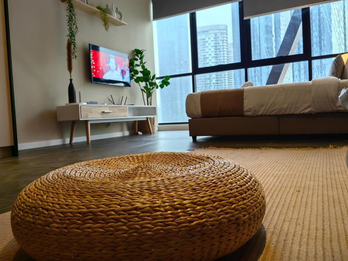 Scarletz Suites Klcc By De Harlequins Guesthouse 쿠알라룸푸르 외부 사진